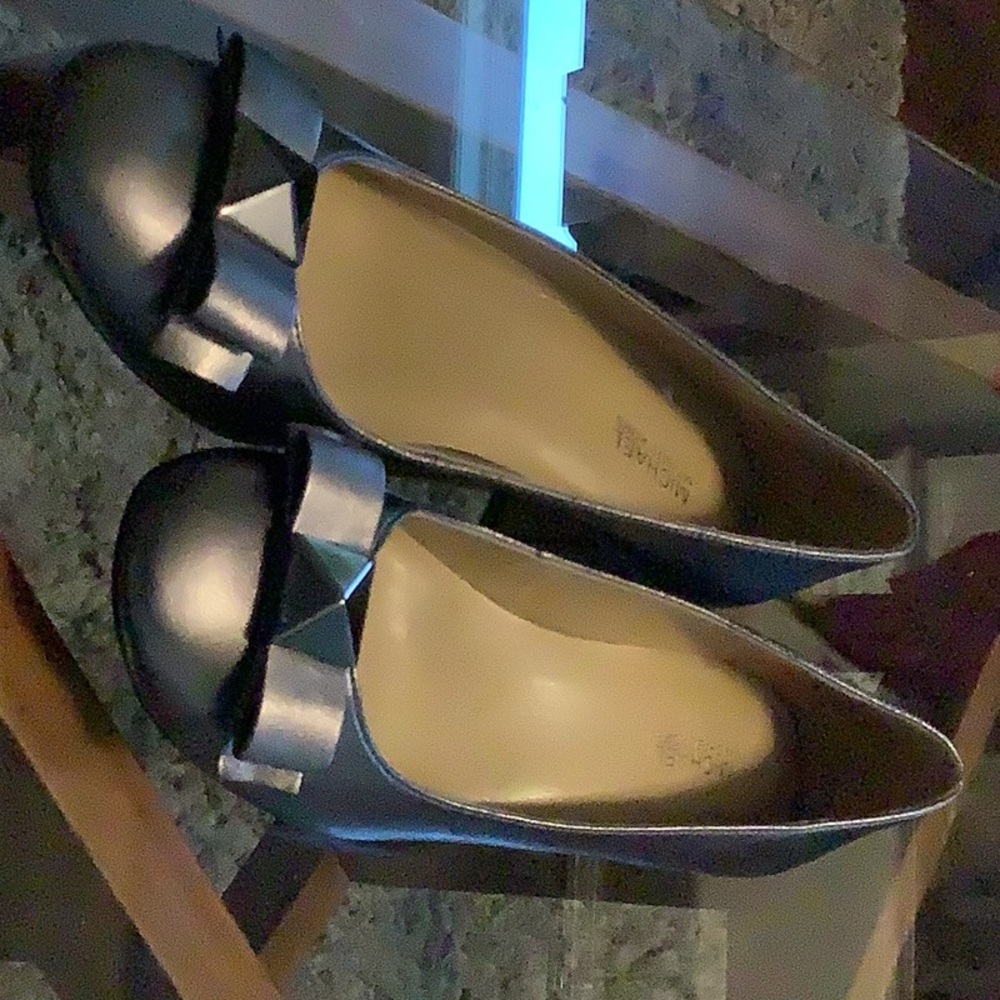 Michael Kors pumps